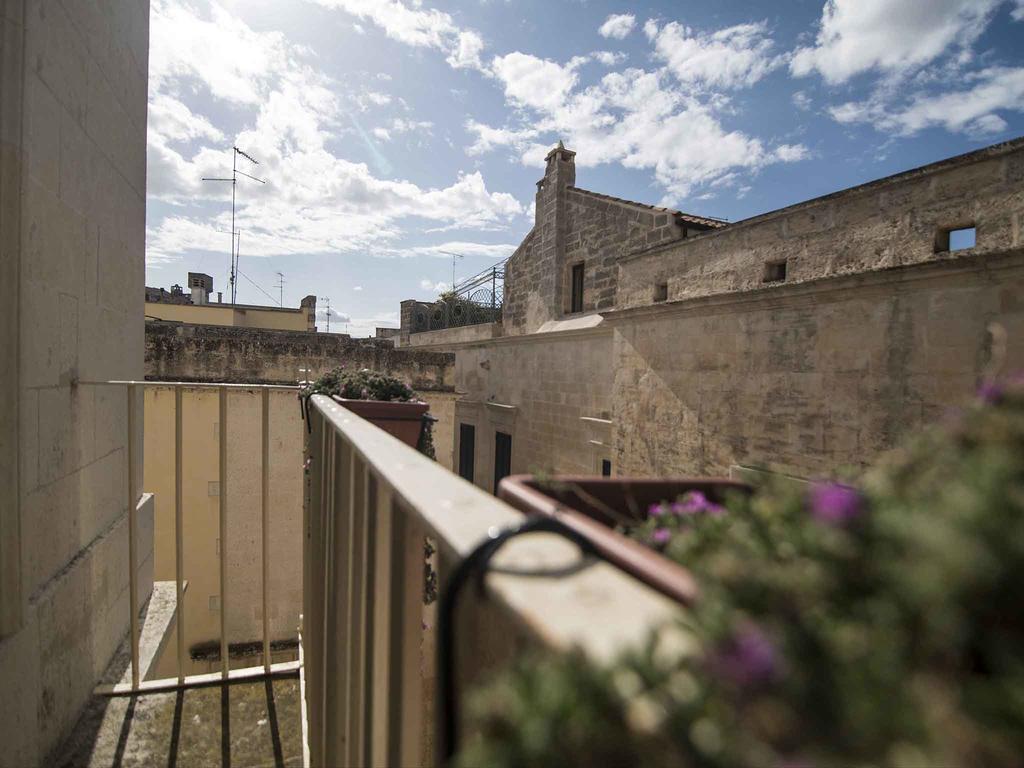 Vicodellacavallerizza - Boutique Apartments Lecce Extérieur photo