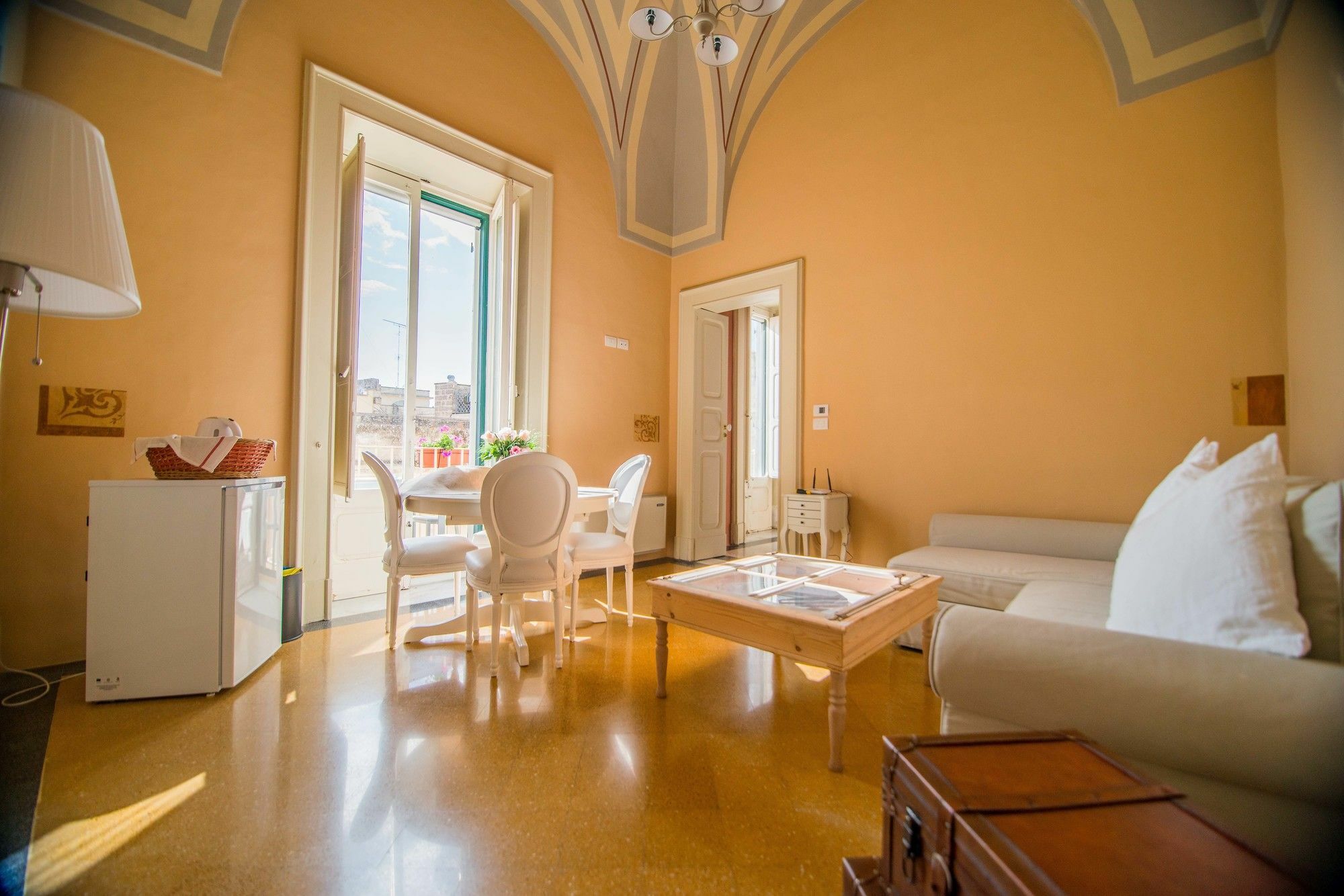 Vicodellacavallerizza - Boutique Apartments Lecce Extérieur photo